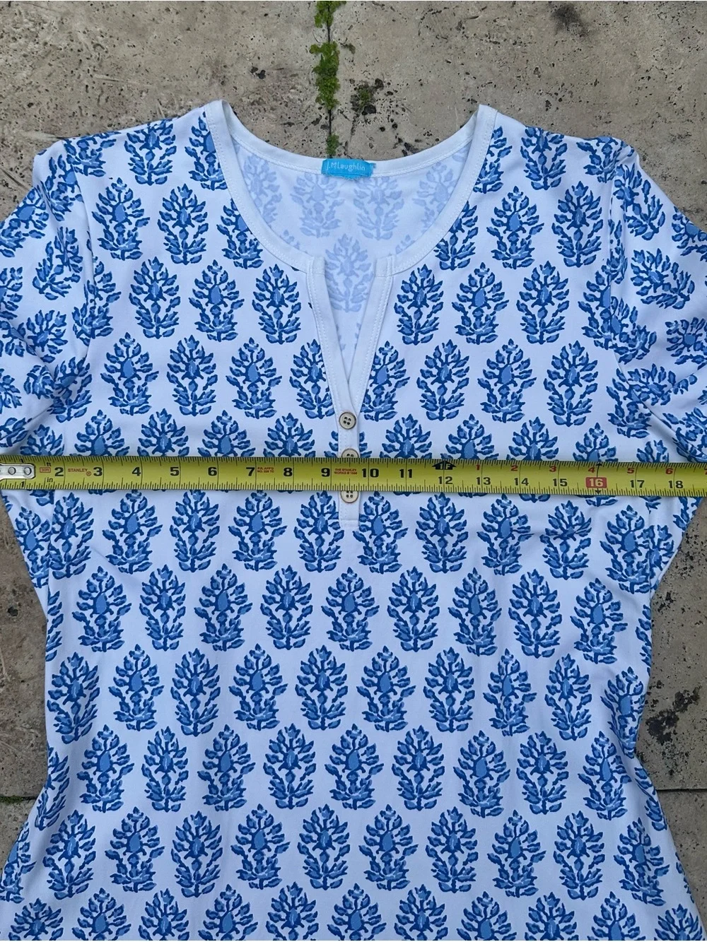 J. McLaughlin for Dillard’s Med Catalina Cloth Dress with Henley Neckline CLASSY - Picture 3 of 8